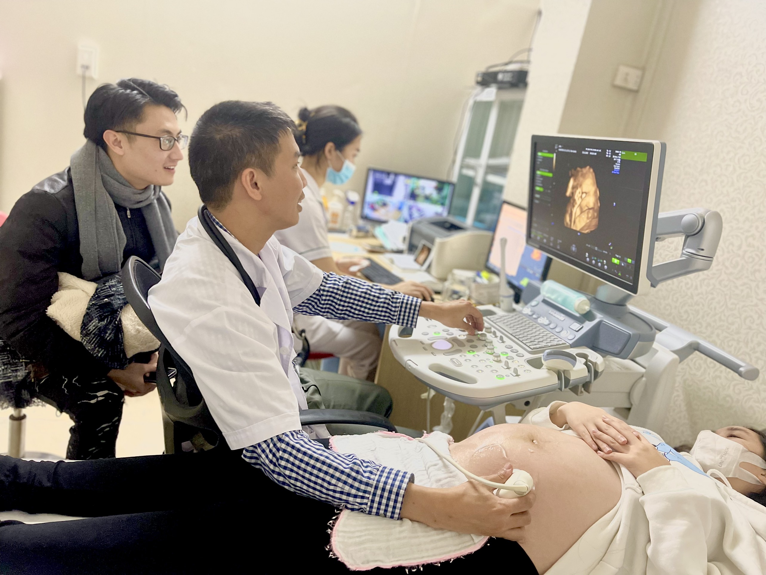 Phòng khám Âu Lạc – Nơi gửi trọn niềm tin, nâng niu từng sự sống